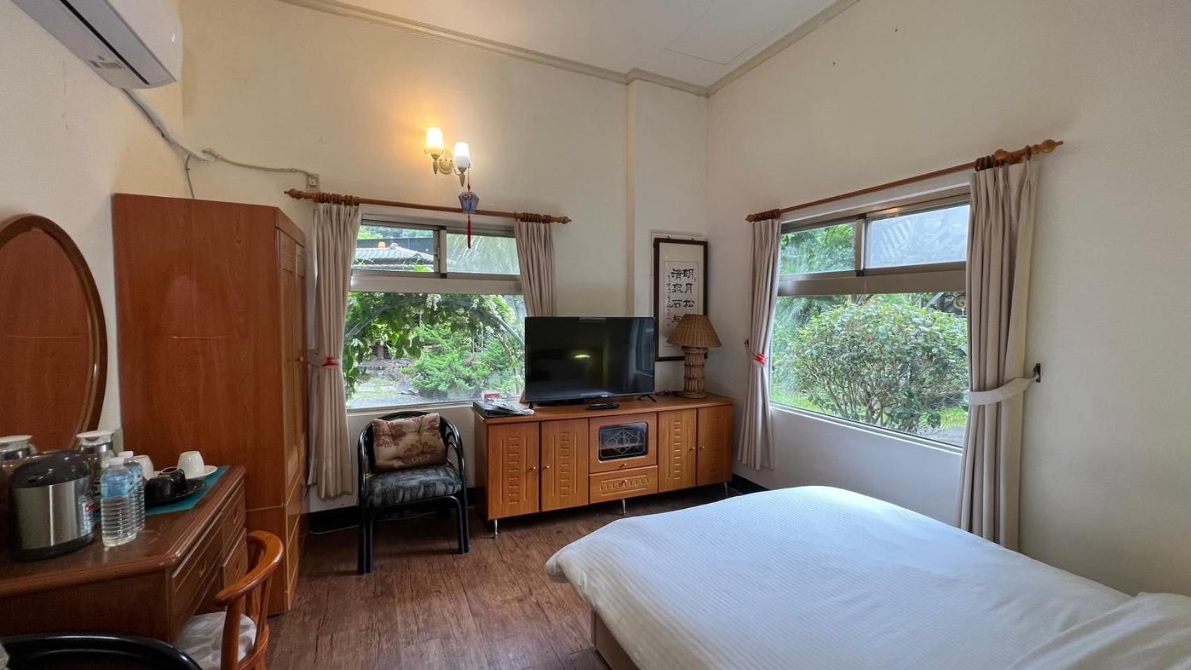 Lohas Gallery Long Stay Hostel Shiding Kültér fotó