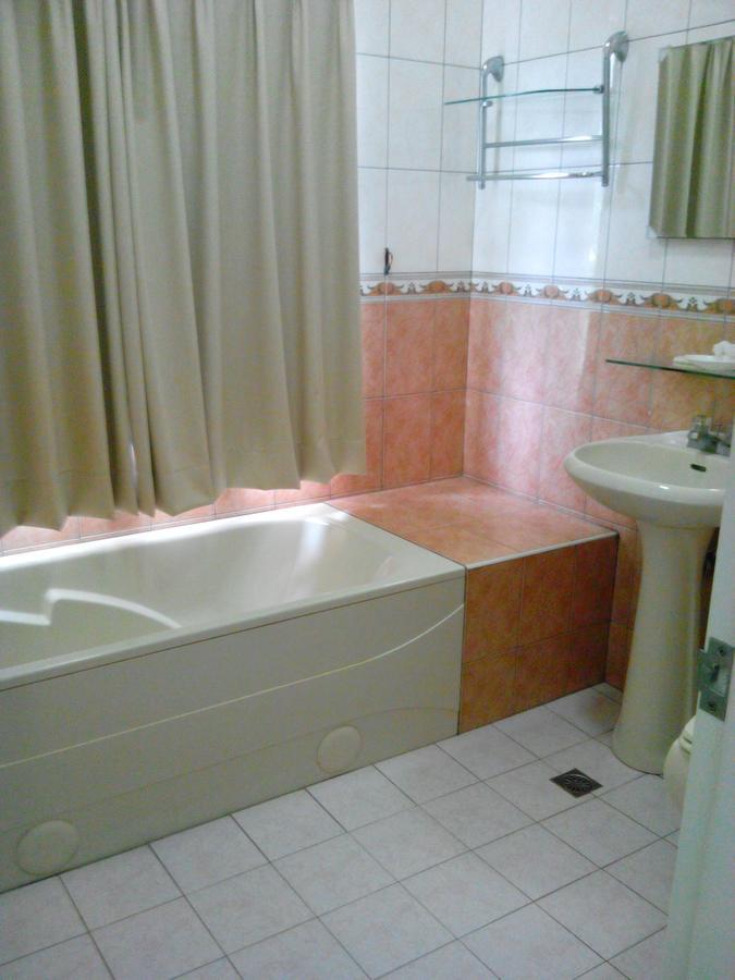 Lohas Gallery Long Stay Hostel Shiding Kültér fotó